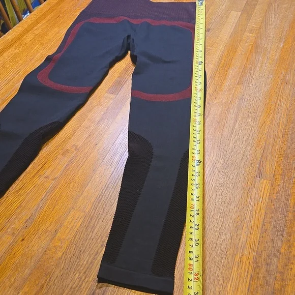 Women Small Black Red Compression Mesh Vent Active Workout Yoga Leggings - Picture 3 of 8